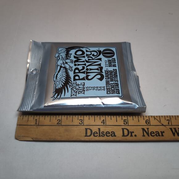 Ernie Ball 2212 Primo Slinky Nickel Wound Electric Guitar Strings 9.5-44 Gauge - Picture 5 of 5